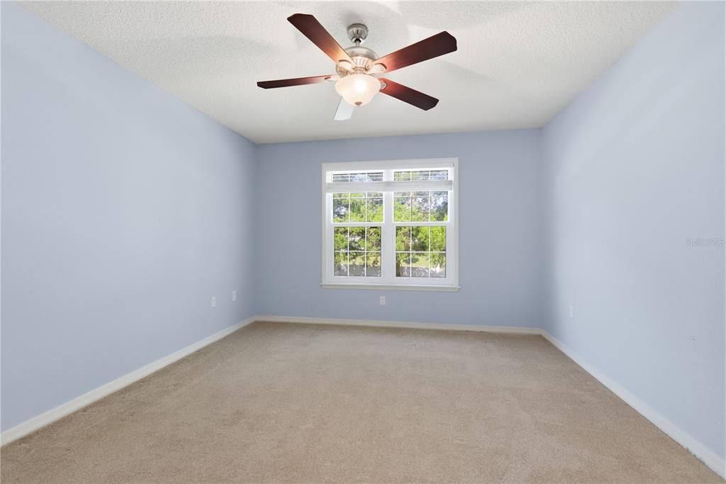 For Sale: $320,000 (3 beds, 2 baths, 1959 Square Feet)