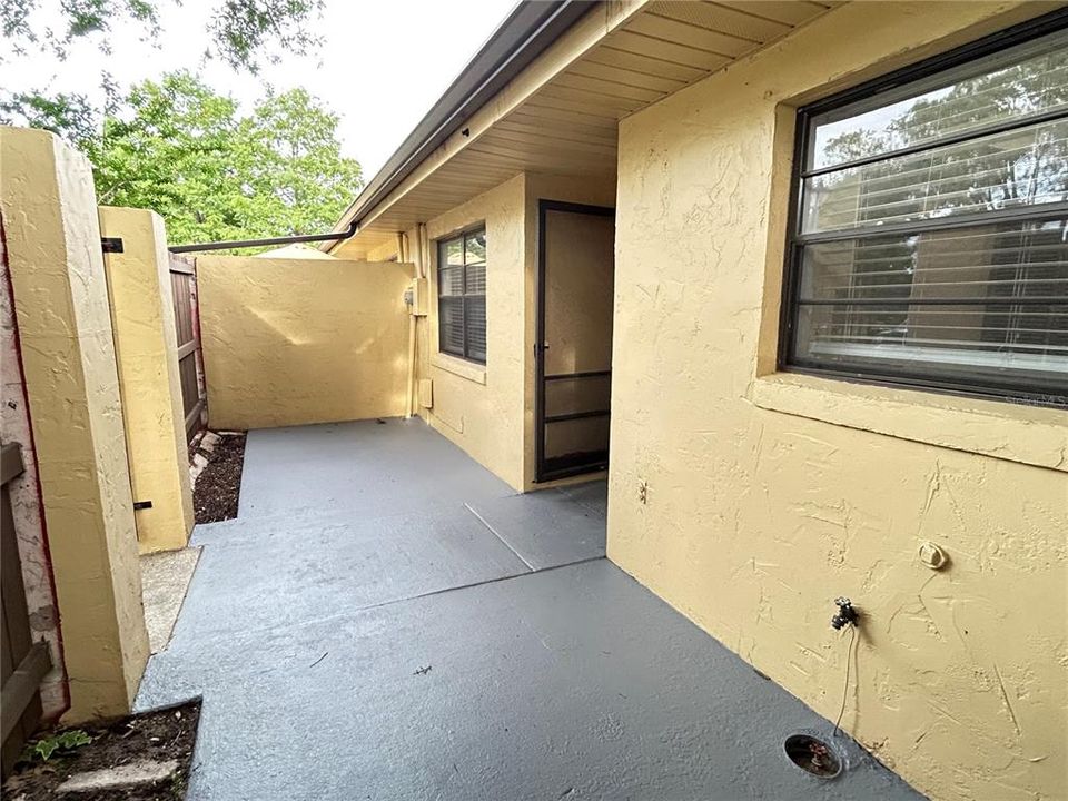 For Rent: $1,550 (2 beds, 2 baths, 1398 Square Feet)