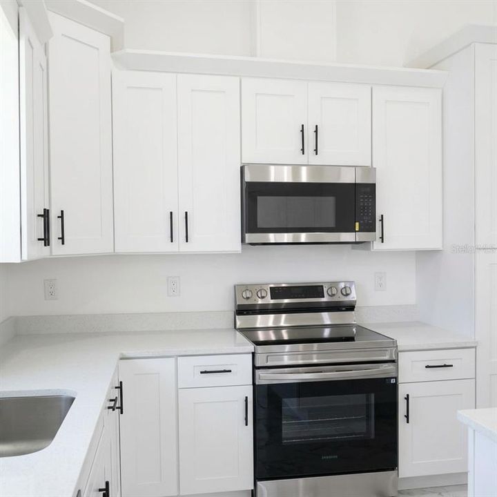 En Renta: $3,400 (4 camas, 2 baños, 2030 Pies cuadrados)