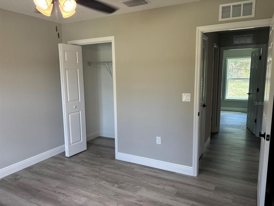 En Venta: $249,900 (3 camas, 2 baños, 1405 Pies cuadrados)
