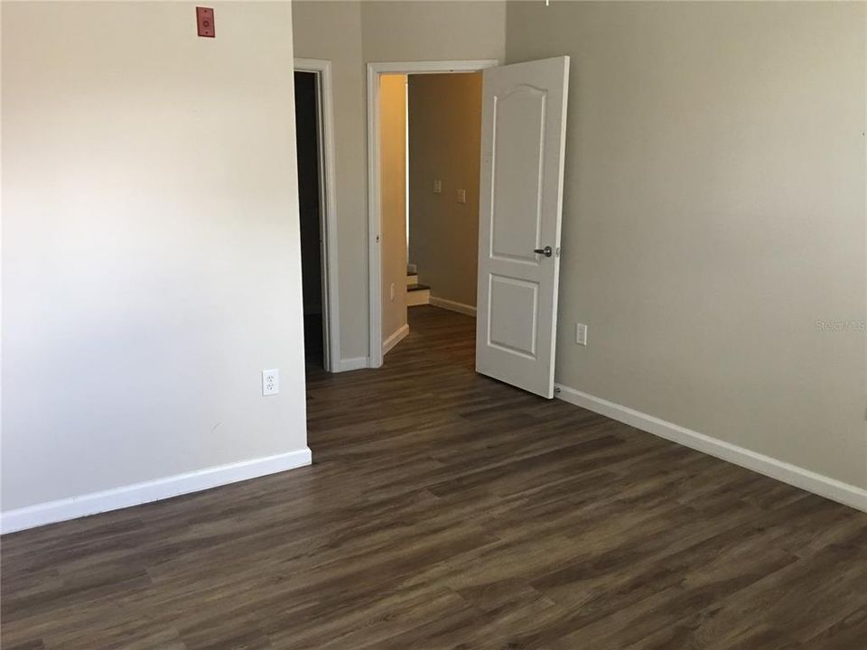 For Rent: $1,700 (2 beds, 2 baths, 1174 Square Feet)