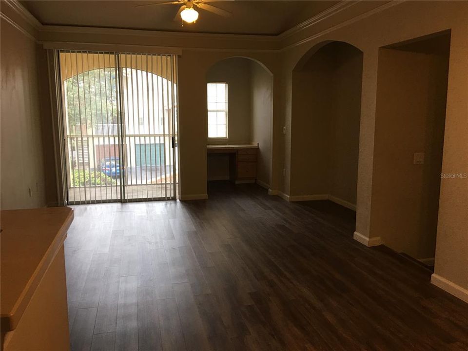 For Rent: $1,700 (2 beds, 2 baths, 1174 Square Feet)