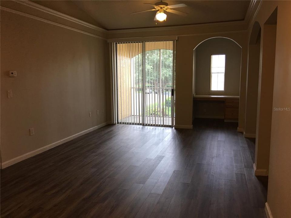 For Rent: $1,700 (2 beds, 2 baths, 1174 Square Feet)