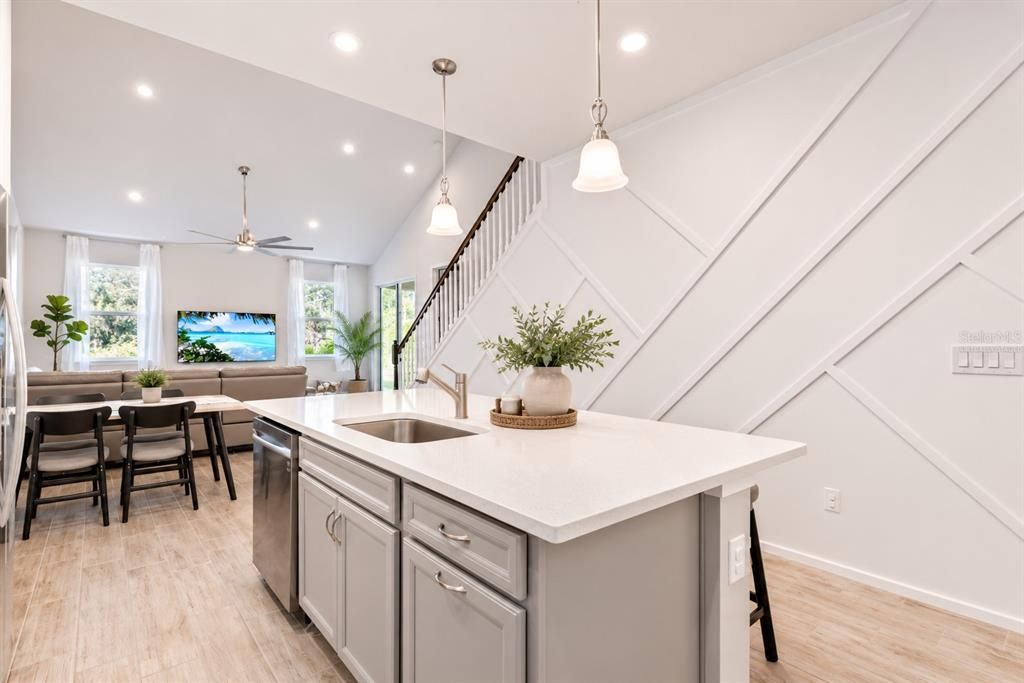 En Venta: $377,000 (3 camas, 2 baños, 1784 Pies cuadrados)