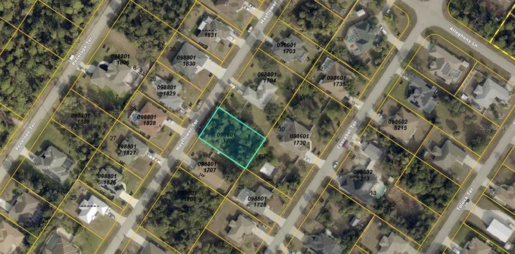 En Venta: $22,900 (0.23 acres)