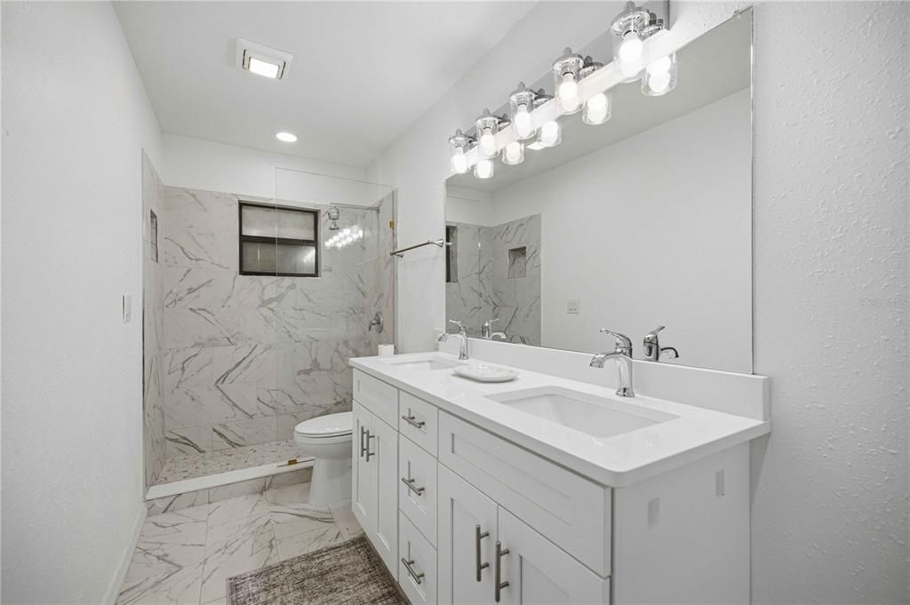 For Sale: $319,900 (3 beds, 2 baths, 2064 Square Feet)