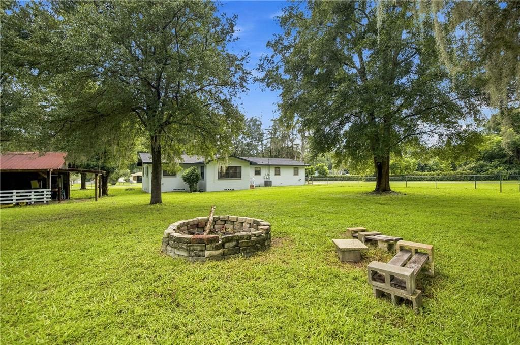 For Sale: $319,900 (3 beds, 2 baths, 2064 Square Feet)