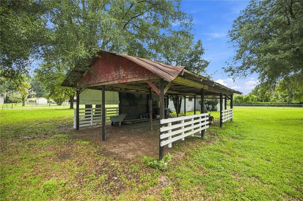 For Sale: $319,900 (3 beds, 2 baths, 2064 Square Feet)