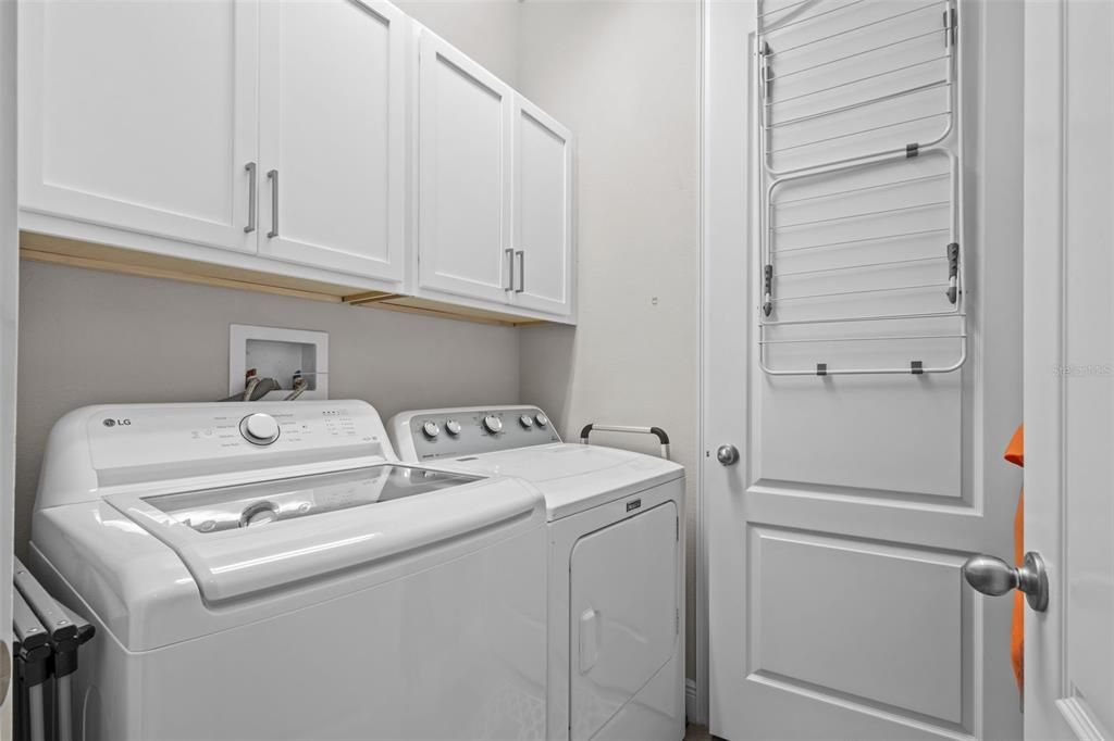 Active With Contract: $499,900 (3 beds, 2 baths, 1820 Square Feet)