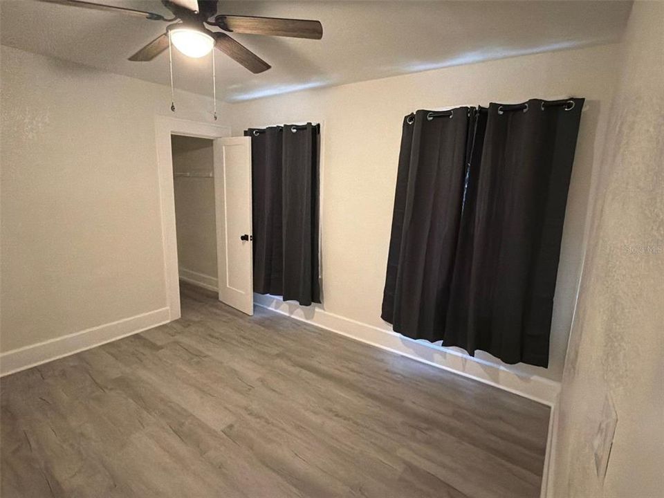 For Rent: $2,200 (2 beds, 1 baths, 814 Square Feet)