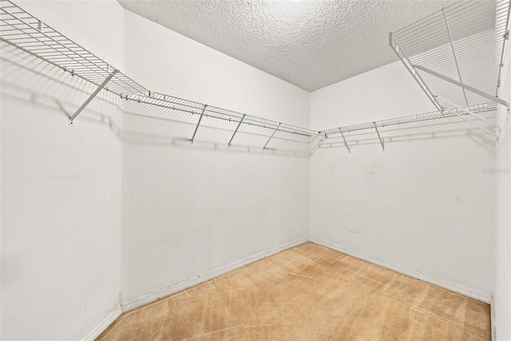 En Venta: $500,000 (3 camas, 2 baños, 2083 Pies cuadrados)