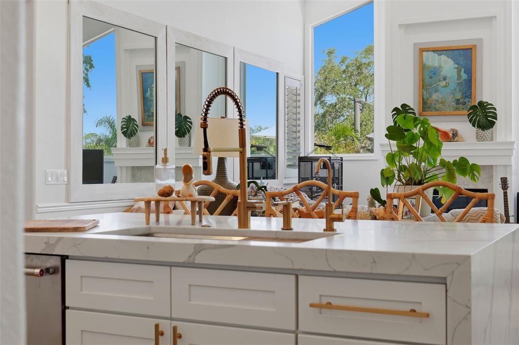 En Venta: $1,299,000 (3 camas, 2 baños, 1997 Pies cuadrados)