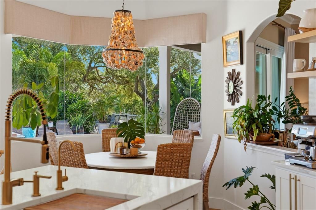 En Venta: $1,299,000 (3 camas, 2 baños, 1997 Pies cuadrados)