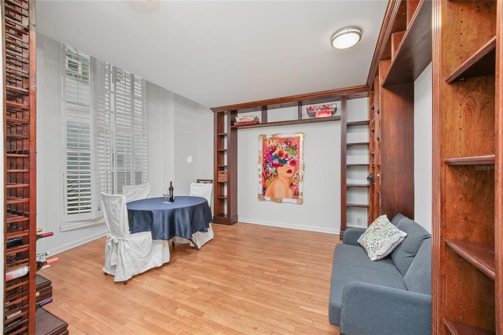 En Venta: $460,000 (2 camas, 2 baños, 1753 Pies cuadrados)