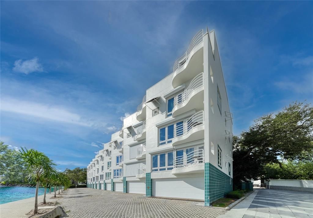 En Venta: $460,000 (2 camas, 2 baños, 1753 Pies cuadrados)