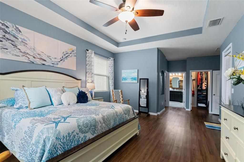 For Sale: $485,000 (3 beds, 3 baths, 2743 Square Feet)