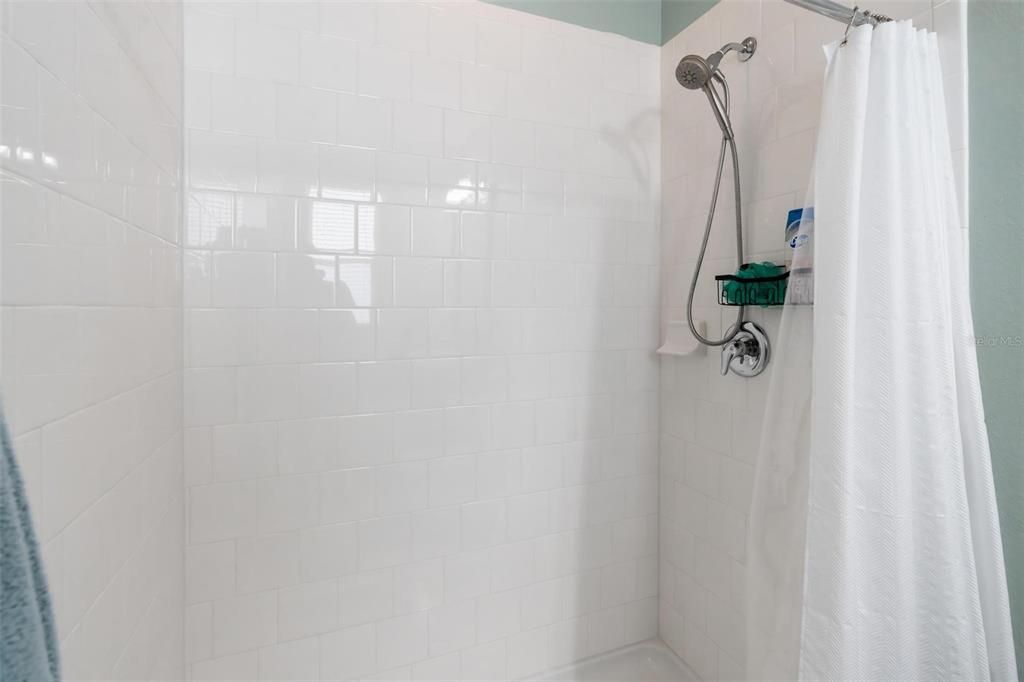 For Sale: $485,000 (3 beds, 3 baths, 2743 Square Feet)