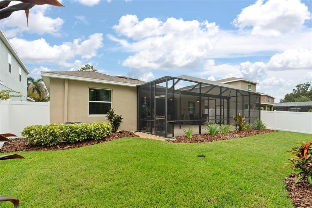 For Sale: $485,000 (3 beds, 3 baths, 2743 Square Feet)