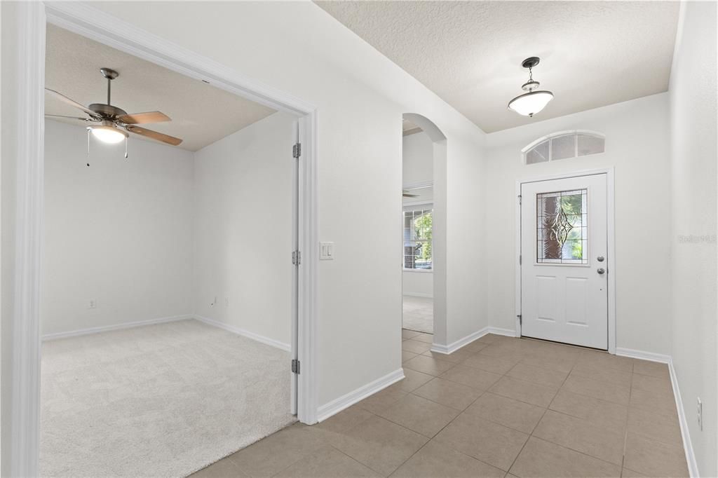 For Sale: $439,000 (2 beds, 2 baths, 1839 Square Feet)