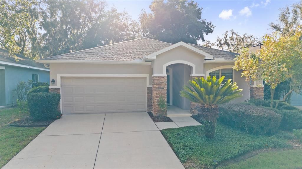 For Sale: $439,000 (2 beds, 2 baths, 1839 Square Feet)