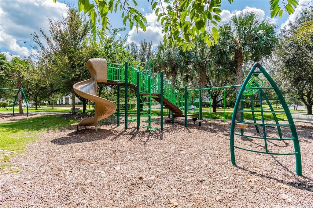 For Sale: $439,000 (2 beds, 2 baths, 1839 Square Feet)