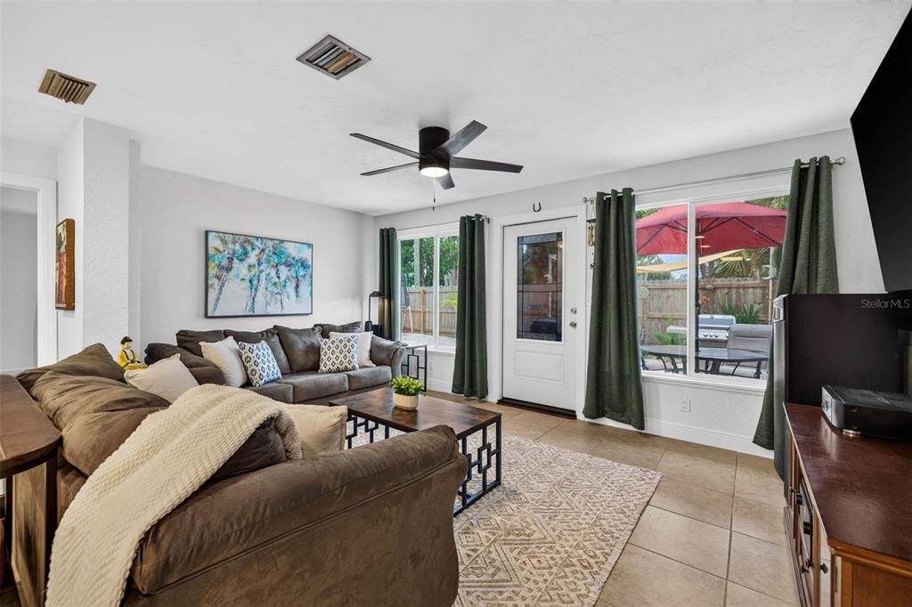 For Rent: $3,750 (4 beds, 3 baths, 1788 Square Feet)