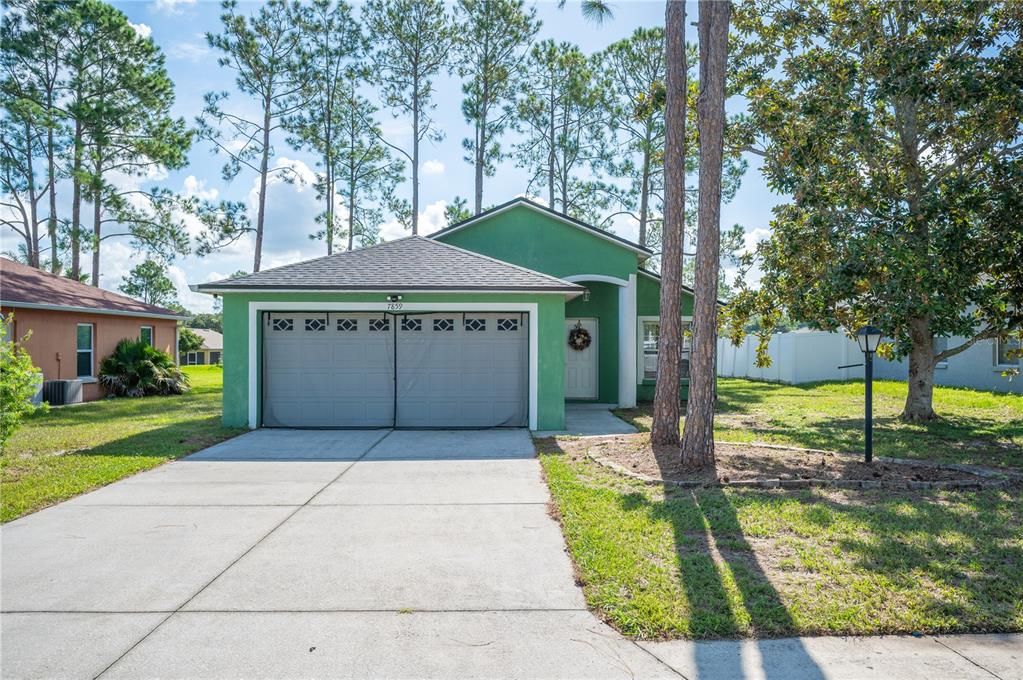 En Venta: $259,900 (3 camas, 2 baños, 1301 Pies cuadrados)