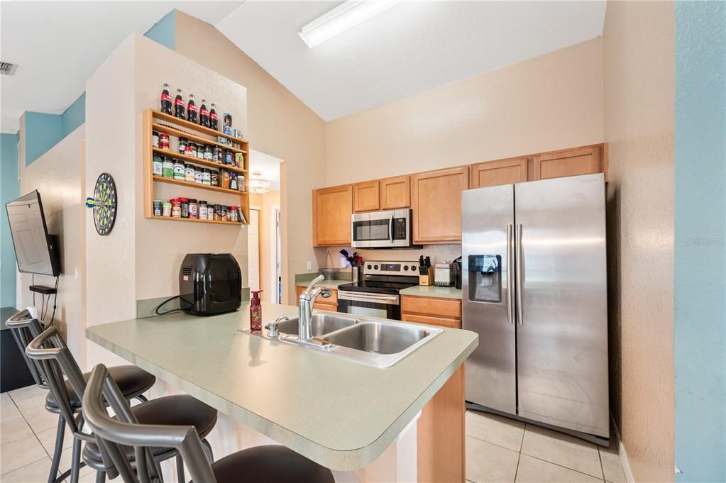 En Venta: $259,900 (3 camas, 2 baños, 1301 Pies cuadrados)