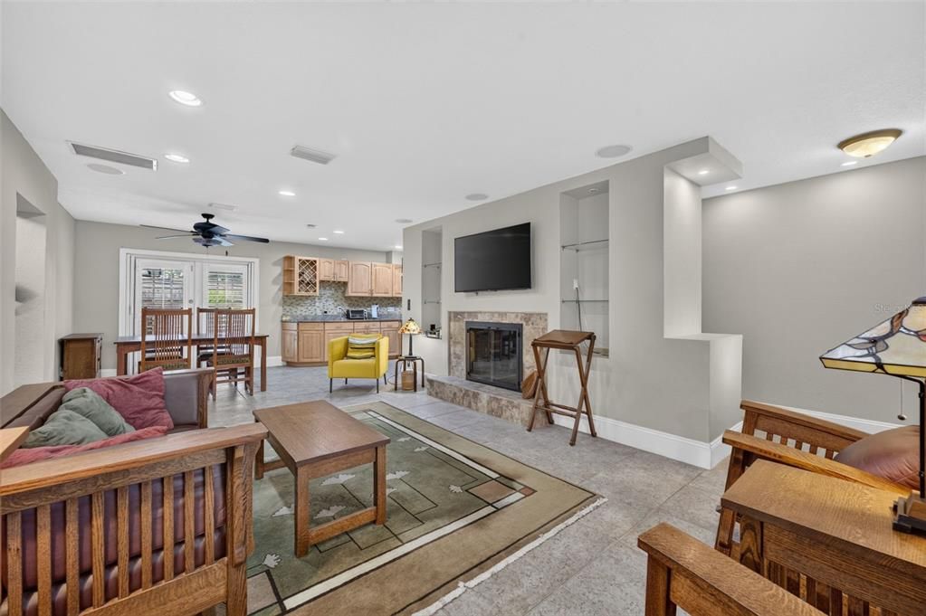 For Sale: $699,000 (4 beds, 3 baths, 1965 Square Feet)