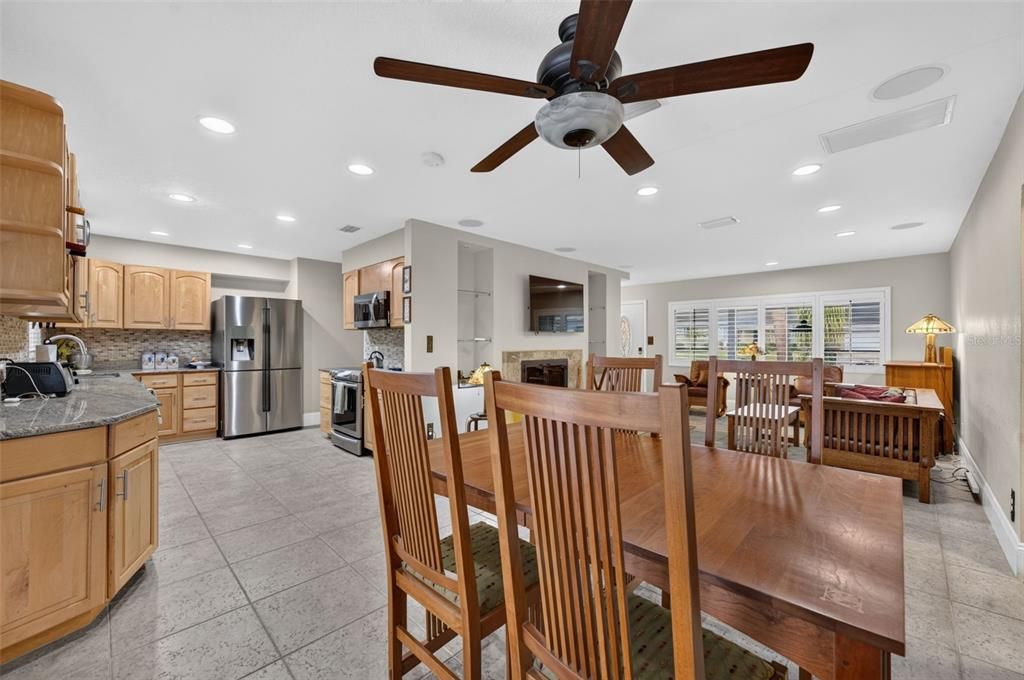 For Sale: $699,000 (4 beds, 3 baths, 1965 Square Feet)