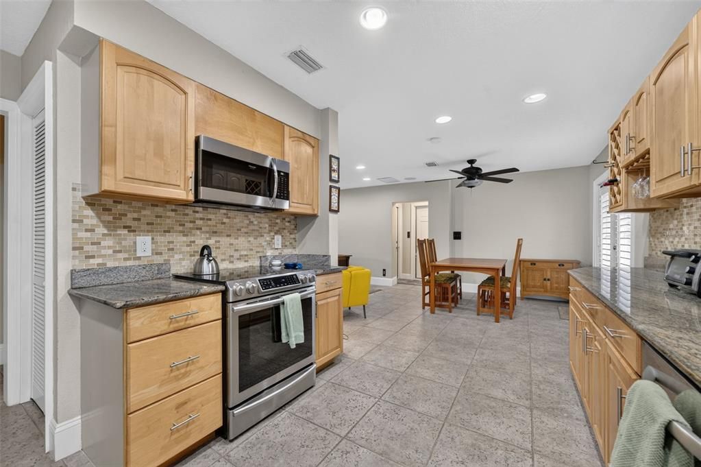 For Sale: $699,000 (4 beds, 3 baths, 1965 Square Feet)