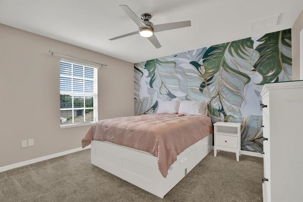 For Sale: $505,000 (5 beds, 4 baths, 2652 Square Feet)