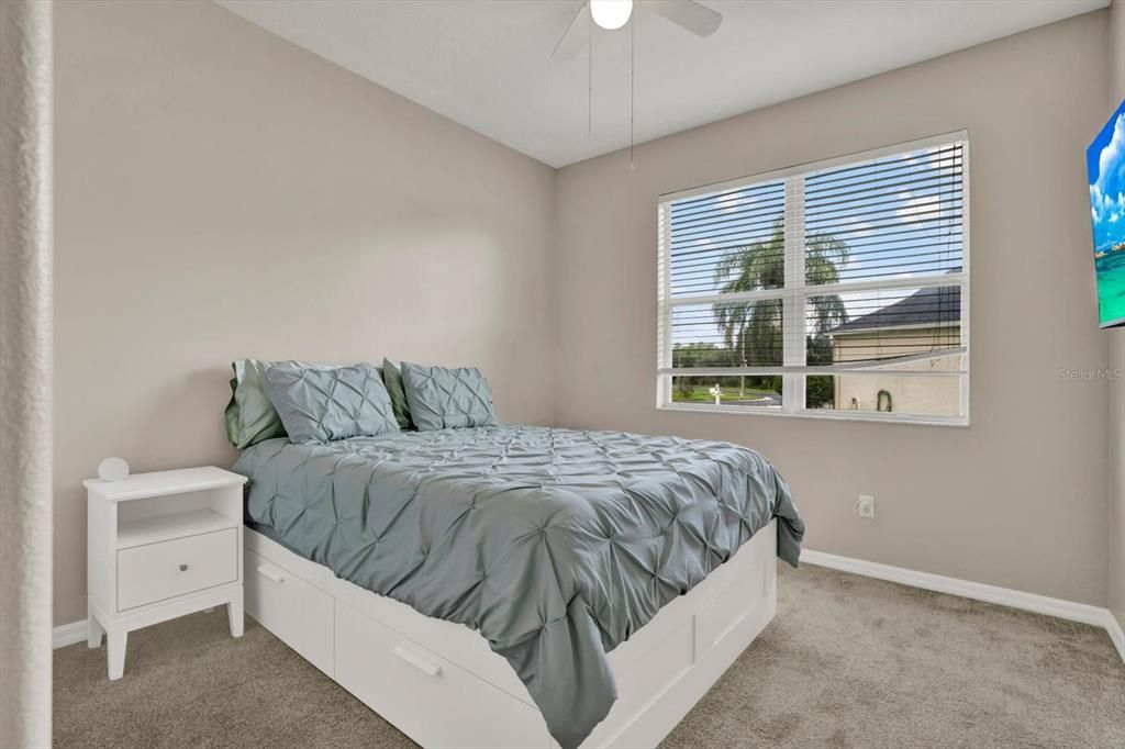 For Sale: $505,000 (5 beds, 4 baths, 2652 Square Feet)