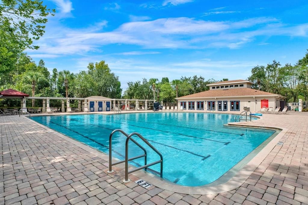 For Sale: $505,000 (5 beds, 4 baths, 2652 Square Feet)
