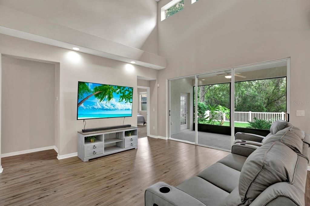 For Sale: $505,000 (5 beds, 4 baths, 2652 Square Feet)