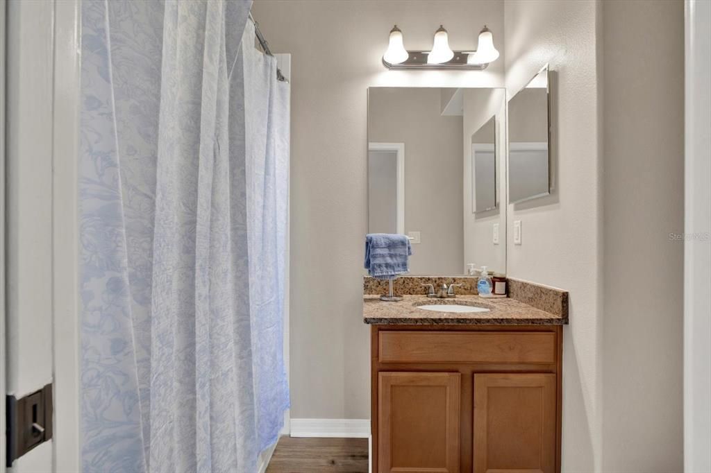 For Sale: $505,000 (5 beds, 4 baths, 2652 Square Feet)