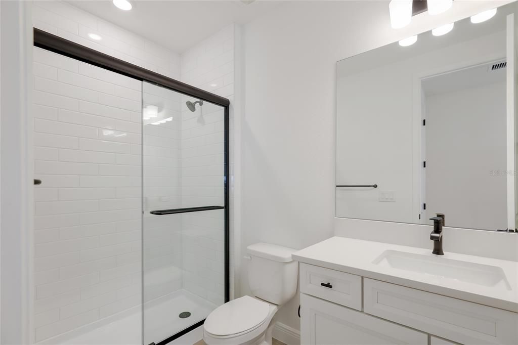 En Venta: $969,999 (4 camas, 4 baños, 3858 Pies cuadrados)