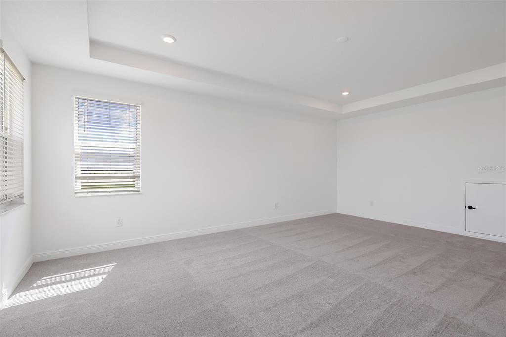 En Venta: $969,999 (4 camas, 4 baños, 3858 Pies cuadrados)