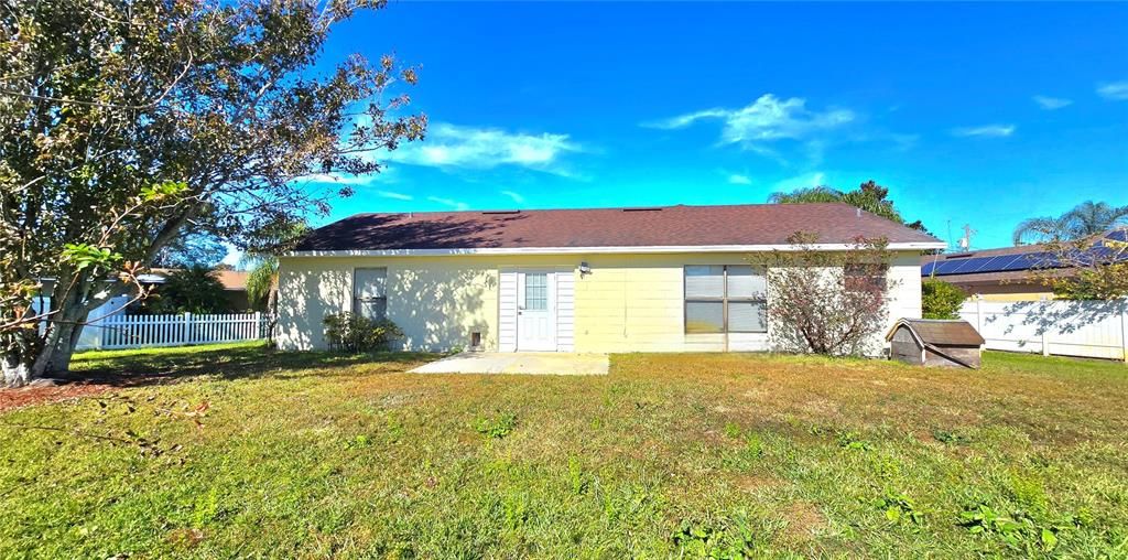 For Rent: $1,865 (3 beds, 2 baths, 1329 Square Feet)
