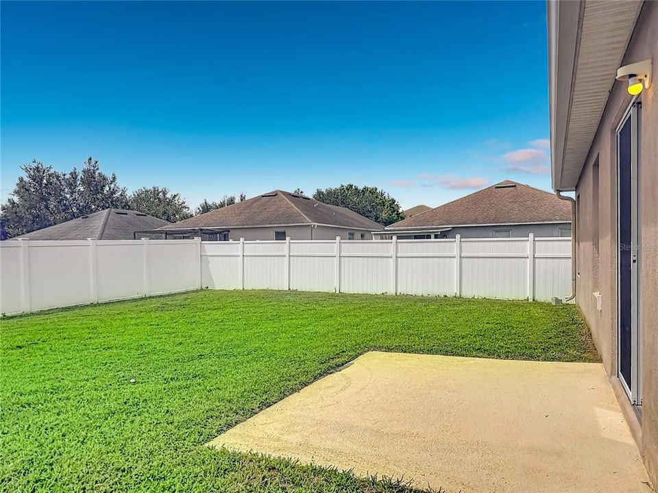 For Sale: $429,500 (4 beds, 2 baths, 1859 Square Feet)