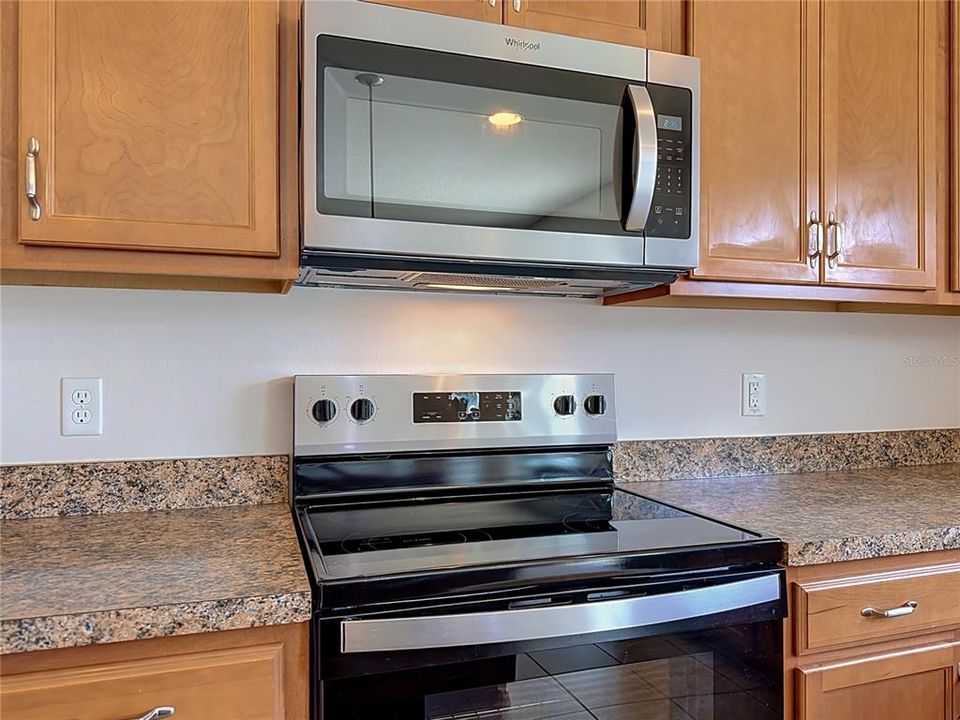 For Sale: $429,500 (4 beds, 2 baths, 1859 Square Feet)