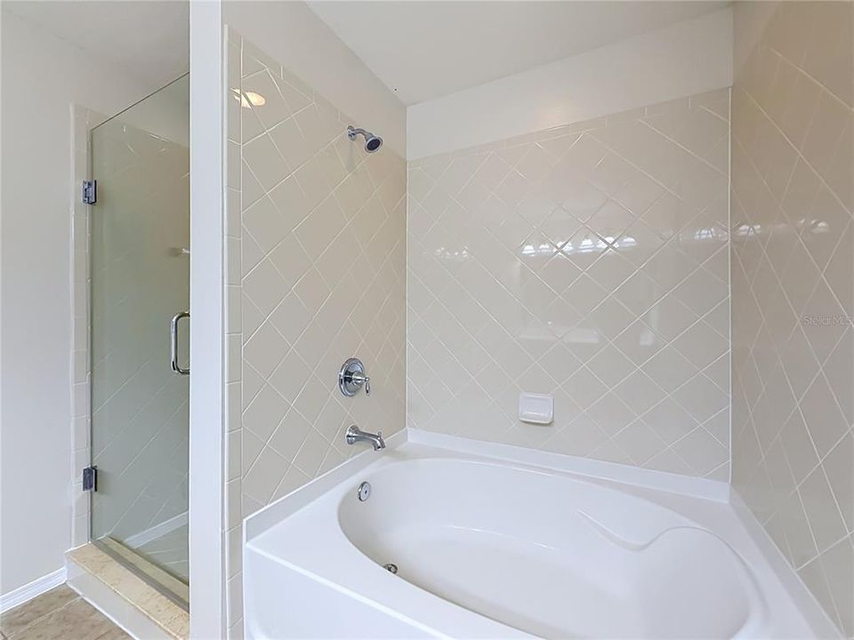 For Sale: $429,500 (4 beds, 2 baths, 1859 Square Feet)