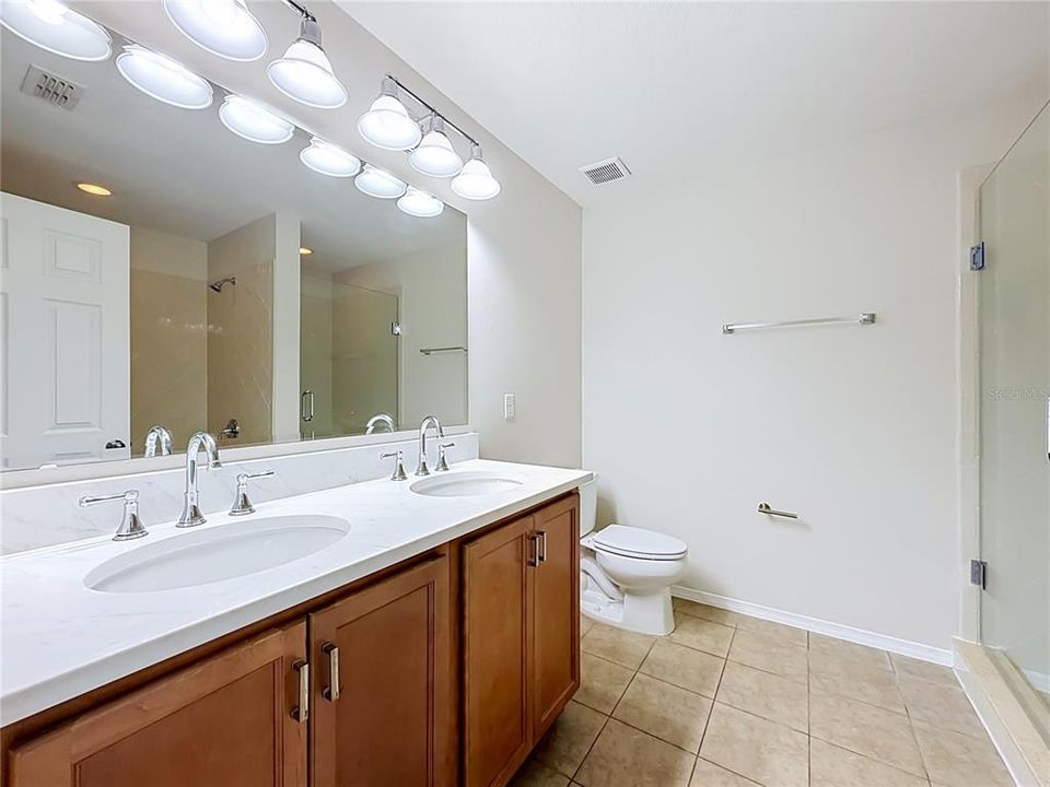 For Sale: $429,500 (4 beds, 2 baths, 1859 Square Feet)