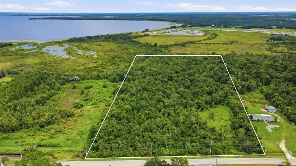 На продажу: $350,000 (9.49 acres)