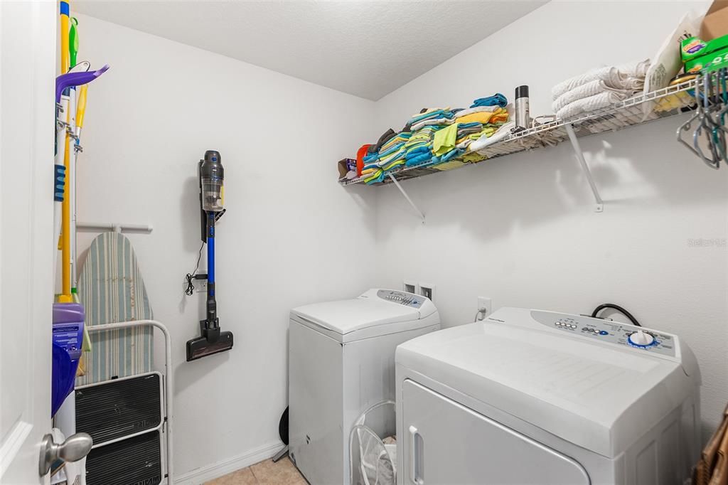 待售: $279,900 (3 贝兹, 2 浴室, 1516 平方英尺)