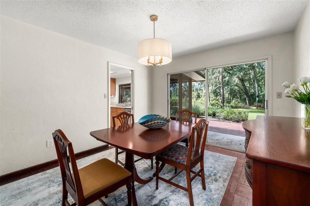 For Sale: $625,000 (4 beds, 2 baths, 2046 Square Feet)