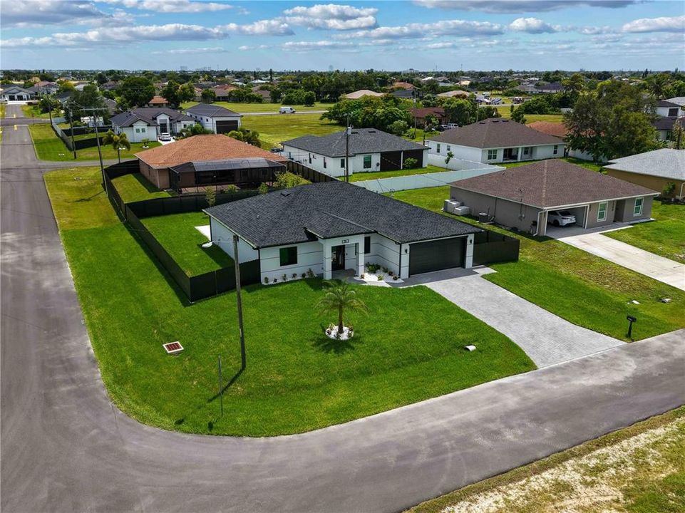 En Venta: $469,900 (3 camas, 3 baños, 1754 Pies cuadrados)