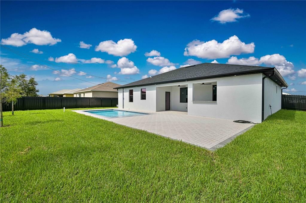 En Venta: $469,900 (3 camas, 3 baños, 1754 Pies cuadrados)