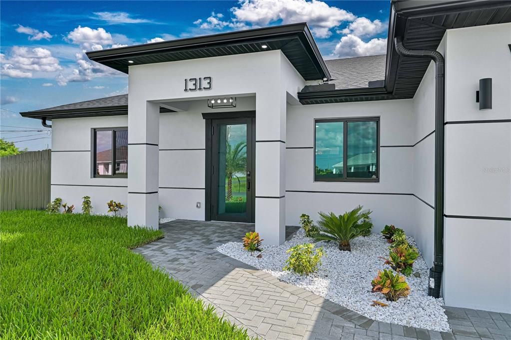 En Venta: $469,900 (3 camas, 3 baños, 1754 Pies cuadrados)