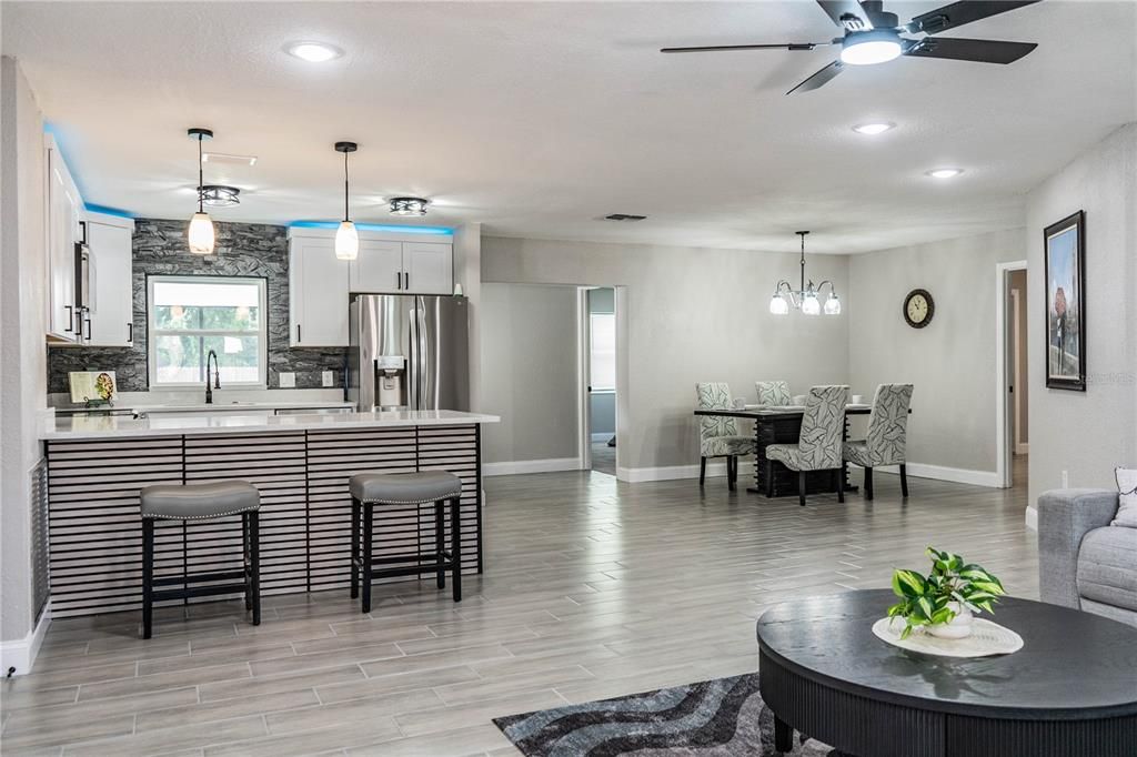 For Sale: $415,000 (4 beds, 3 baths, 1735 Square Feet)